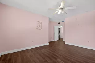 251 NE 142nd St, Miami, FL 33161 - Photo 8