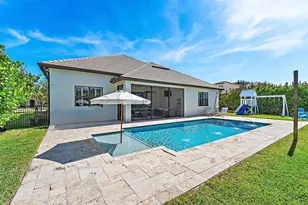 4560 SW Gossamer Cir, Palm City, FL 34990 - Photo 18