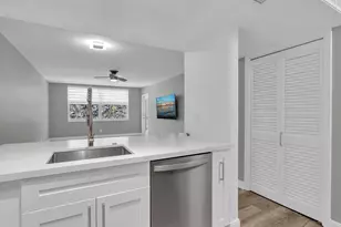4025 N Federal Hwy N, Oakland Park, FL 33308 - Photo 14