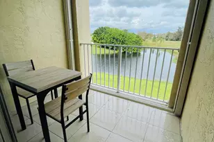 2040 Greenview Shores Blvd, Wellington, FL 33414 - Photo 22