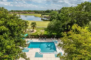16300 Golf Club Rd, Weston, FL 33326 - Photo 38