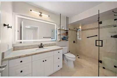 16300 Golf Club Road, Weston, FL 33326 - Photo 28