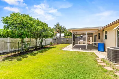 105 Banyan Circle, Jupiter, FL 33458 - Photo 6