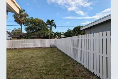 2990 NW 7th Court, Fort Lauderdale, FL 33311 - Photo 4