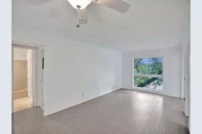 10193 N Military Trail #206, Palm Beach Gardens, FL 33410 - Photo 14