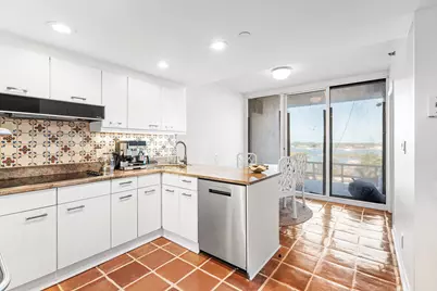 529 S Flagler Drive #6g, West Palm Beach, FL 33401 - Photo 4