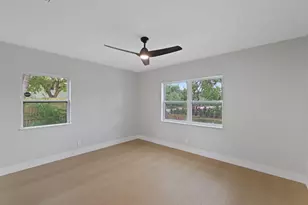 275 NE 16th St, Delray Beach, FL 33444 - Photo 16