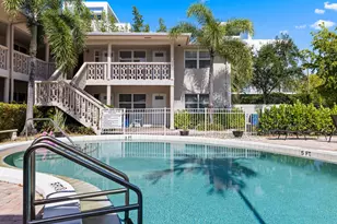 2701 NE 1st St, Pompano Beach, FL 33062 - Photo 2