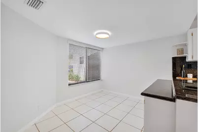 9717 N New River Canal Road #409, Plantation, FL 33324 - Photo 12