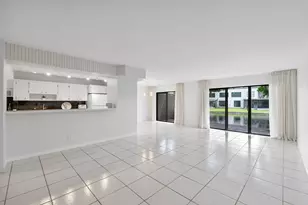 9717 N New River Canal Rd, Plantation, FL 33324 - Photo 6