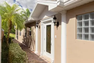 5009 Corsica Square, Vero Beach, FL 32967 - Photo 2