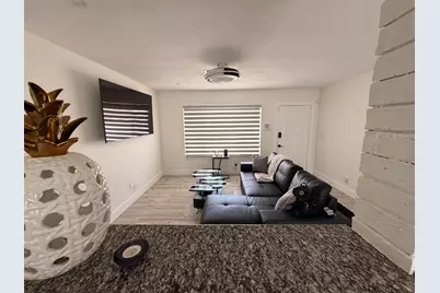 1720 SW 64th Avenue, North Lauderdale, FL 33068 - Photo 6