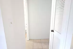 8400 Sunrise Lakes Blvd, Sunrise, FL 33322 - Photo 16