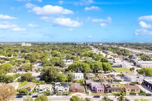 745 NW 46th St, Miami, FL 33127 - Photo 22