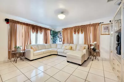 745 NW 46th Street, Miami, FL 33127 - Photo 4
