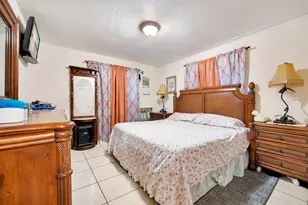 745 NW 46th St, Miami, FL 33127 - Photo 14