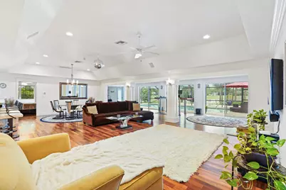 3521 SE Clubhouse Place, Stuart, FL 34997 - Photo 8