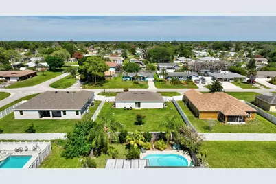 718 SW Curry Street, Port Saint Lucie, FL 34983 - Photo 42