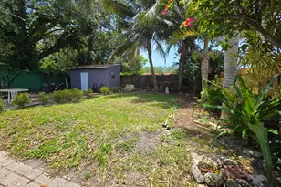 2438 NE 184th St, North Miami Beach, FL 33160 - Photo 2