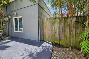 2438 NE 184th St, North Miami Beach, FL 33160 - Photo 12