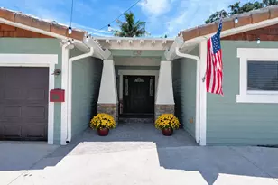 232 NW 10th Ct, Boca Raton, FL 33486 - Photo 2