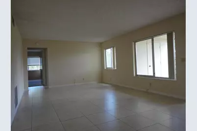 4801 Sable Pine Circle #D1, West Palm Beach, FL 33417 - Photo 2