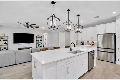 10281 SW Captiva Drive, Port Saint Lucie, FL 34987 - Photo 12