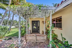 420 NE 36th St, Boca Raton, FL 33431 - Photo 6