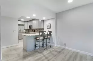 384 Golfview Rd, North Palm Beach, FL 33408 - Photo 10