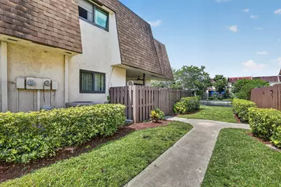 139 San Remo Boulevard #139, North Lauderdale, FL 33068 - Photo 1