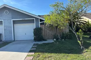 12706 Westhampton Cir, Wellington, FL 33414 - Photo 10