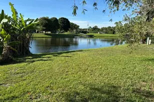 12706 Westhampton Cir, Wellington, FL 33414 - Photo 8