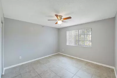 120 Yacht Club Way #305, Hypoluxo, FL 33462 - Photo 12