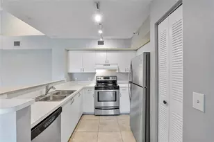 120 Yacht Club Way, Hypoluxo, FL 33462 - Photo 6