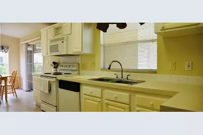 3801 Spatterdock Lane, Port Saint Lucie, FL 34952 - Photo 4