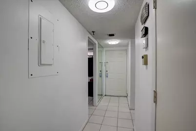 7030 Half Moon Circle #515, Hypoluxo, FL 33462 - Photo 6