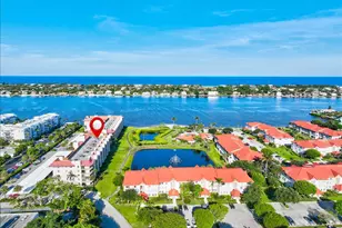 7030 Half Moon Cir, Hypoluxo, FL 33462 - Photo 2