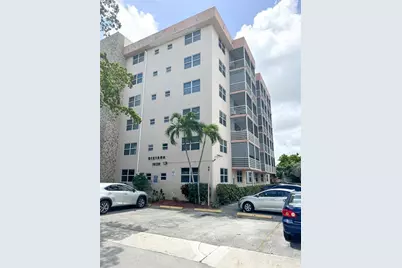 1830 Dixianna Street #201, Hollywood, FL 33020 - Photo 1