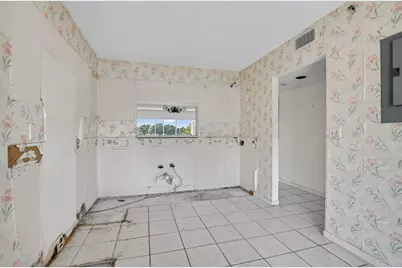 280 NW 67th Street #B203, Boca Raton, FL 33487 - Photo 8