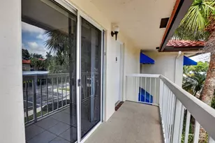 280 NW 67th St, Boca Raton, FL 33487 - Photo 2