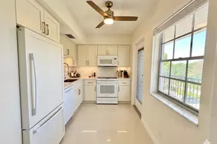 2800 N Palm Aire Dr, Pompano Beach, FL 33069 - Photo 16