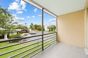 113 Royal Pk Dr, Oakland Park, FL 33309 - Photo 24