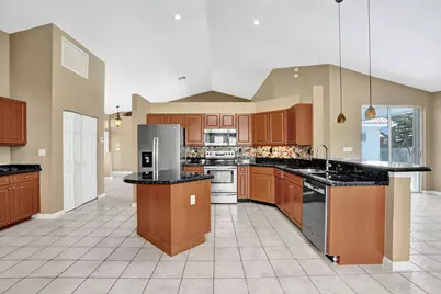 10304 NW 50th Court, Coral Springs, FL 33076 - Photo 8