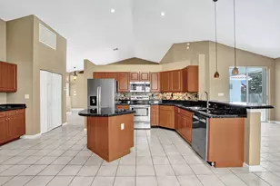 10304 NW 50th Ct, Coral Springs, FL 33076 - Photo 8