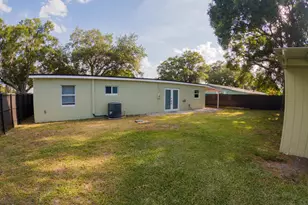 352 Johnston St, Fort Pierce, FL 34982 - Photo 22