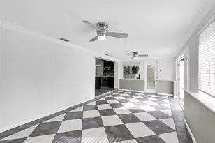 620 NW 37th St, Oakland Park, FL 33309 - Photo 14