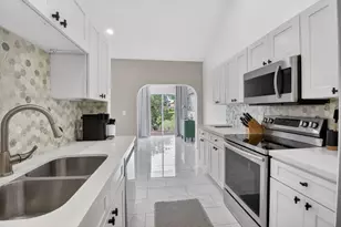 5111 Sabal Gardens Ln, Boca Raton, FL 33487 - Photo 6