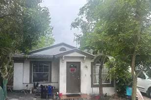 814 8th St, West Palm Beach, FL 33401 - Photo 1