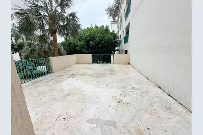 19900 E Country Club Drive #210, Aventura, FL 33180 - Photo 16