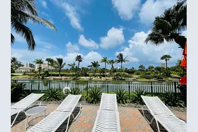 19900 E Country Club Drive #210, Aventura, FL 33180 - Photo 18